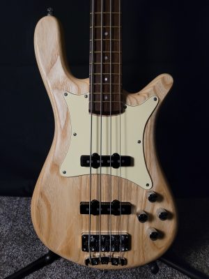 Warwick Teambuilt Pro Series Streamer CV, 4-String<br><br>In Stock