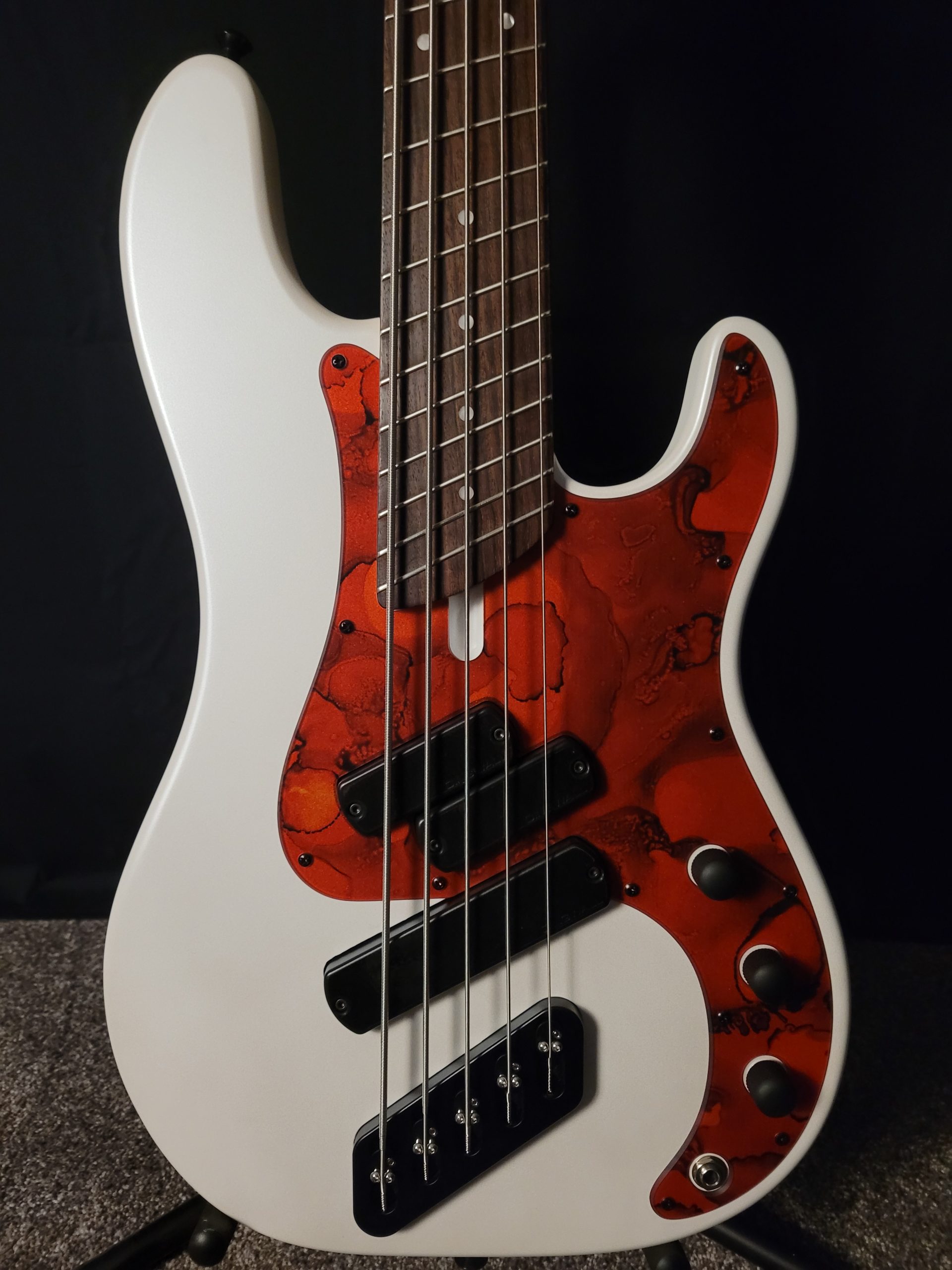 Dingwall SP1, 5-String, "B-Stock"<br><br>In Stock