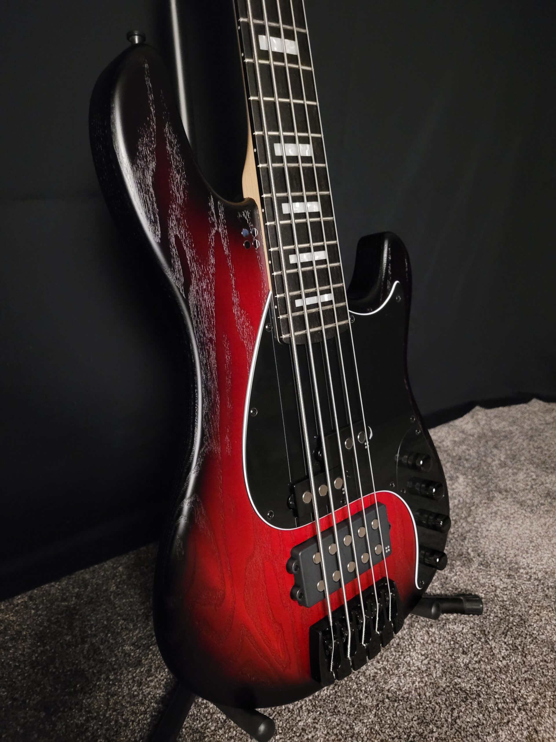 Sandberg California VM, 5-String Matte Redburst<br><br>In Stock - Image 3
