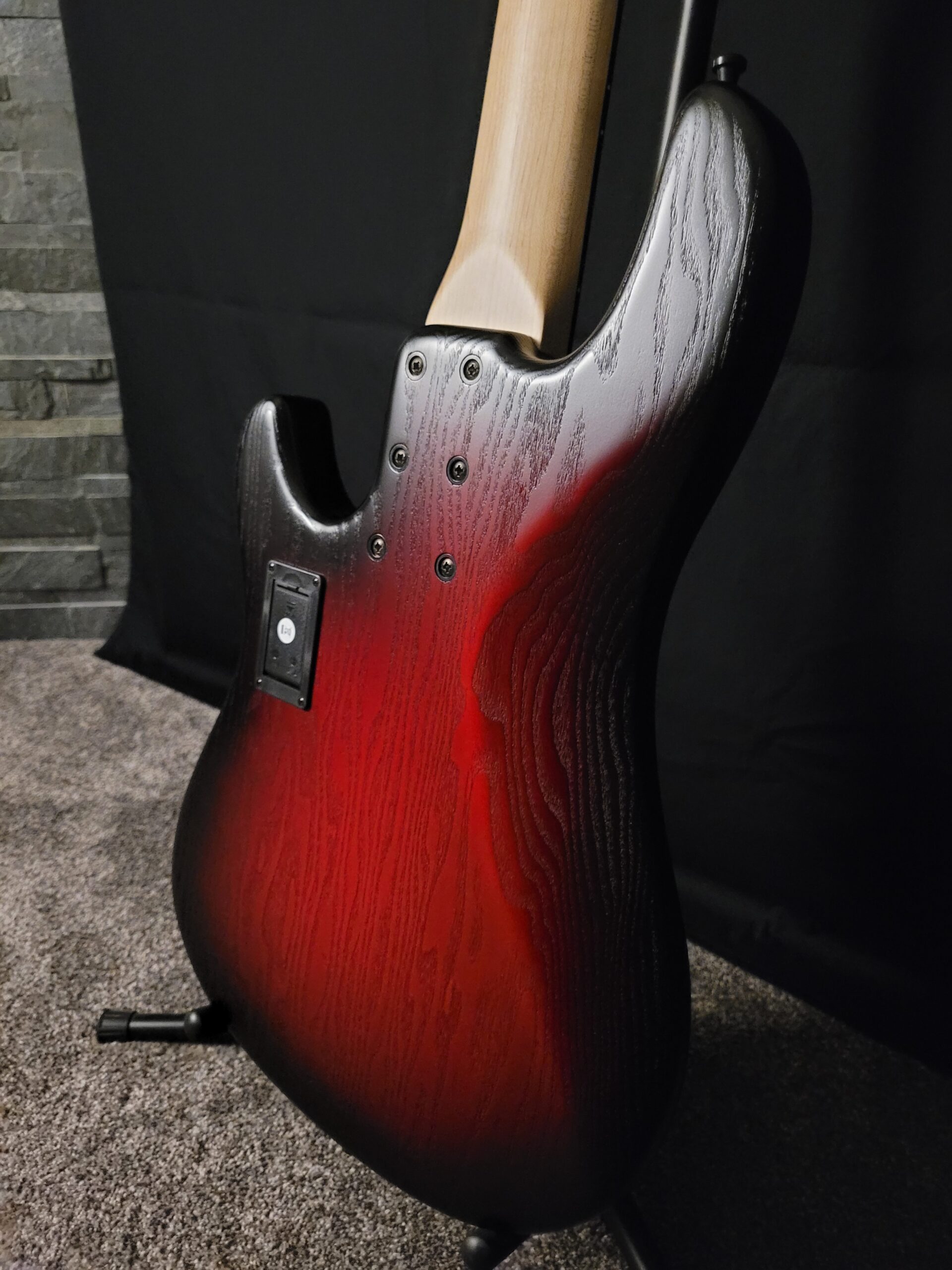 Sandberg California VM, 5-String Matte Redburst<br><br>In Stock - Image 5