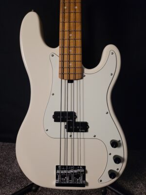 Sadowsky MetroExpress 20-Fret Ultra Vintage P<br><br>In Stock